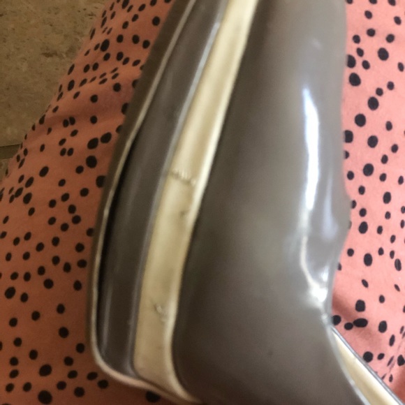 Lovely high heels tan and white - Picture 3 of 3